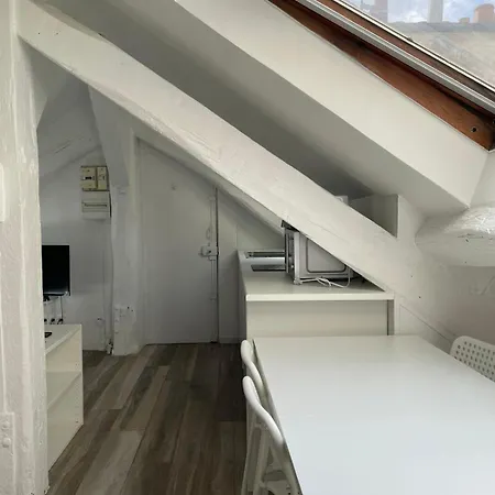 Lejlighed Saint Paul, Rue Pavee, - Id 1050
