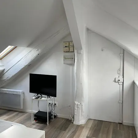 Saint Paul, Rue Pavee, - Id 1050 * Париж