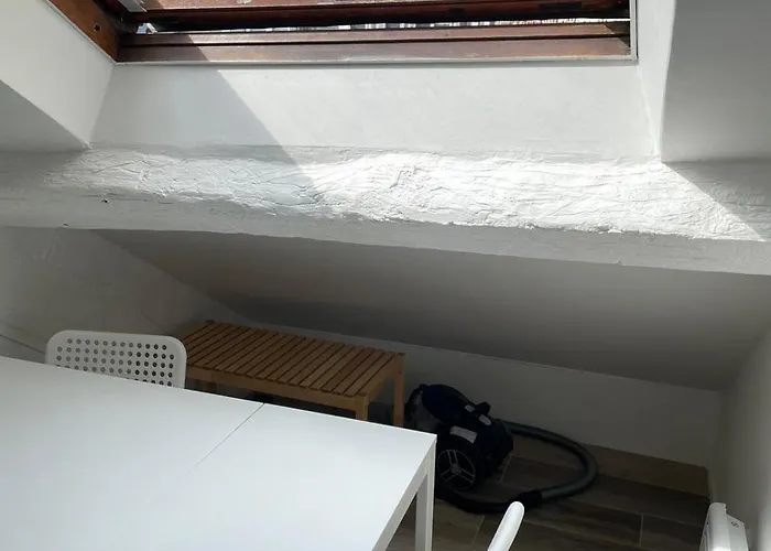 Saint Paul, Rue Pavee, - Id 1050